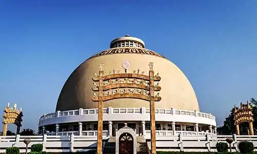 © Lalaam | Dreamstime.com