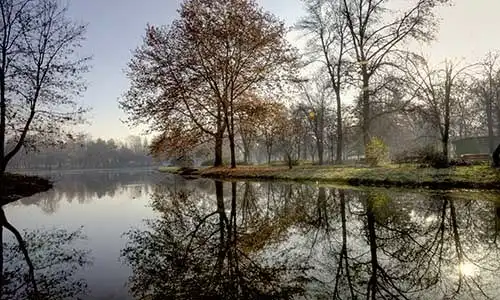 © Rade Lukovic - Fotolia | Autumn landscape