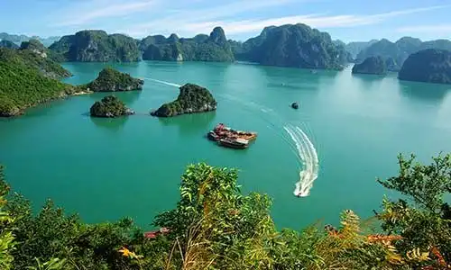 © Marina Ignatova - Fotolia | Picturesque sea landscape. Ha Long Bay, Vietnam