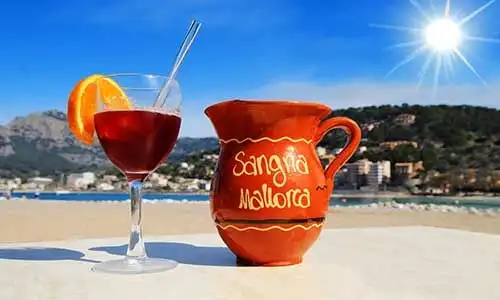 © RioPatuca Images - Fotolia | Sangria Mallorca