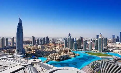 © Sophie James - Fotolia | Downtown Dubai is a popular place for shopping and sightseeing