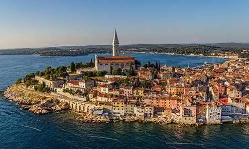 © Dario Bajurin - Fotolia | Aerial shoot of Rovinj, Croatia