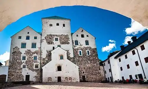 © Strnfoto | Dreamstime.com