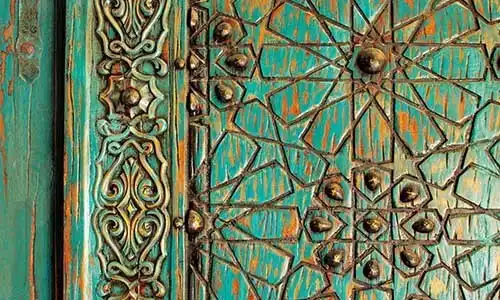 © Sophie James - Fotolia | A detail shot of an ancient ottoman door