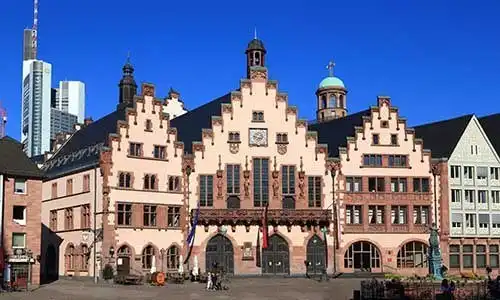 © Kristan - Fotolia | Frankfurt am Main - Römer (Rathaus) - 2013