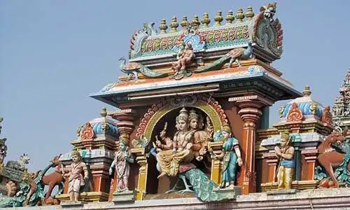 © Xenomanes - Fotolia | Mylapore, India: Kapaleeswarar Shaivist temple & godess Parvati