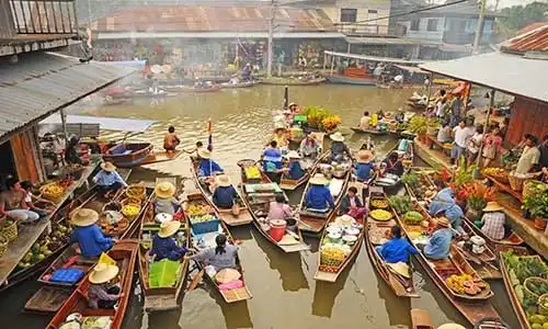 © nimon_t - Fotolia | View of Amphawa Floating market, Thailand