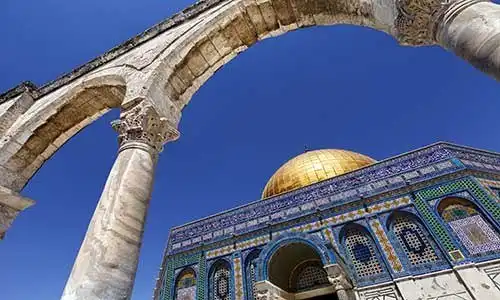 © eldadcarin - Fotolia | Dome of the Rock through an Arch