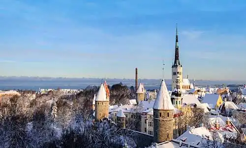 © Andy - Fotolia | Tallinn city panoramic winter landscape. Estonia