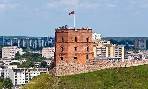 © dabldy - Fotolia | Tower of Gediminas Castle in Vilnius, Lithuania.