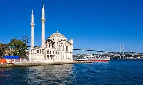 © Sailorr - Fotolia | Ortakoy Mosque