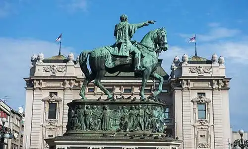 © krutenyuk - Fotolia | Prince Michael statue at Square of the Republic, Belgrade