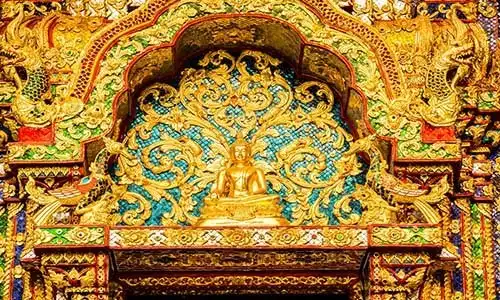 © lightofchairat - Fotolia | Buddha statue Wat Pha Baht Si Roi, chiangmai Thailand